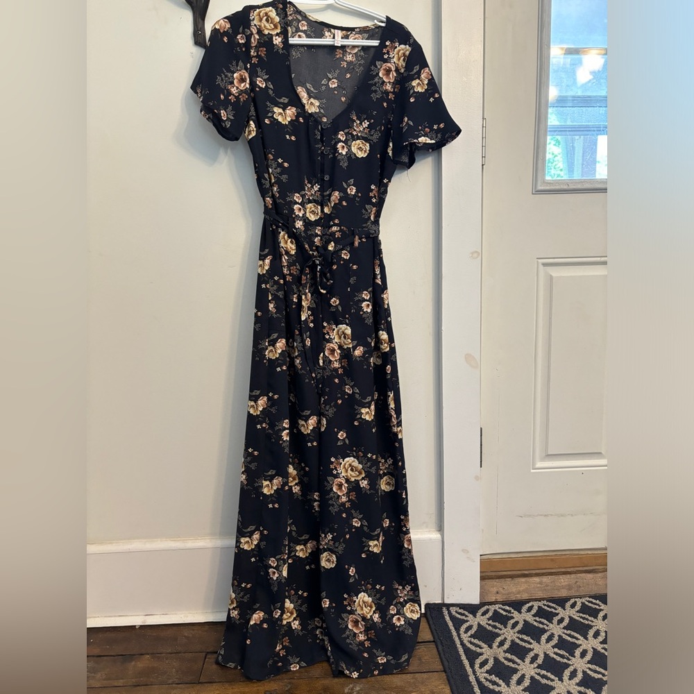 Floral pantsuit in size small
